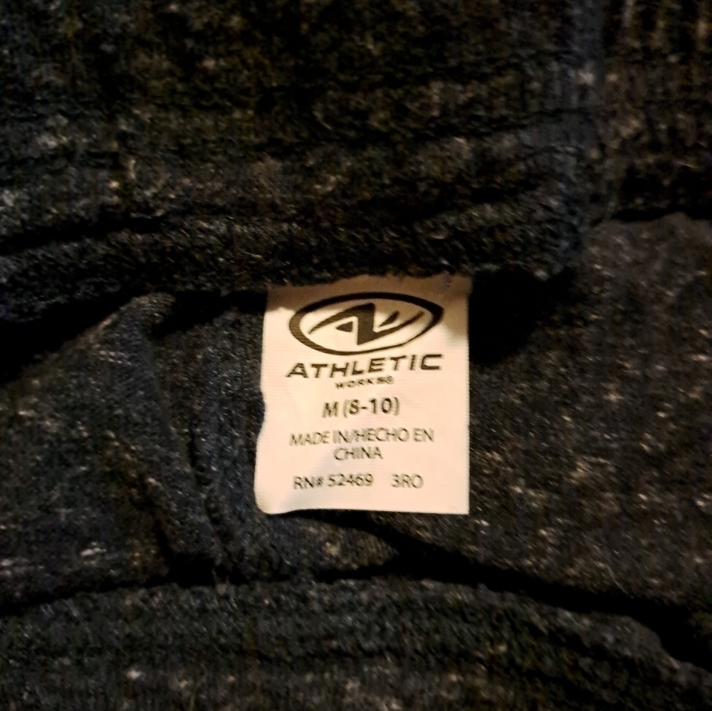 Athletic Works short size medium - Picture 7 of 7